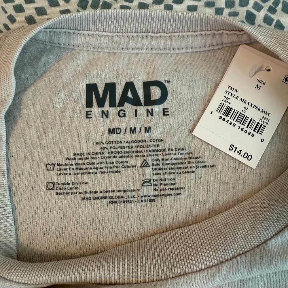 MAD Engine | Lover Graphic Tee - Picture 7 of 8
